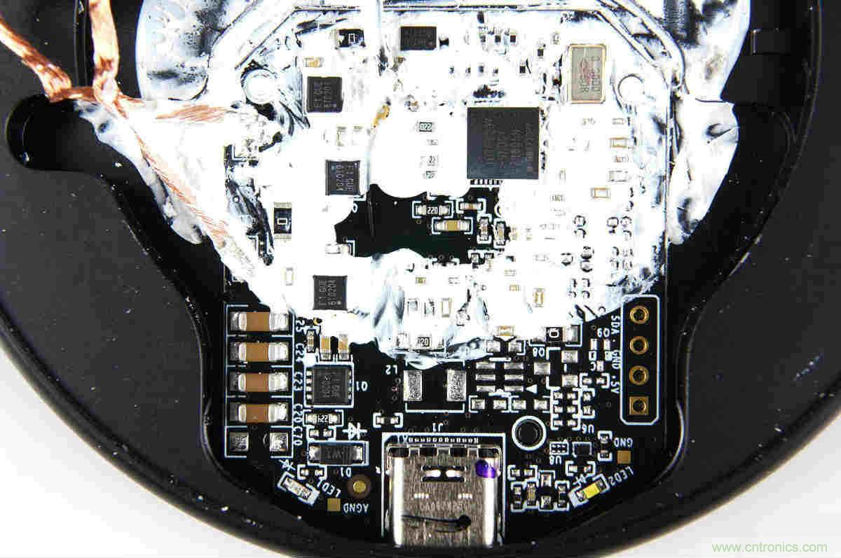 拆解對(duì)比：系出同門，小米、紫米無線充電器的差別有多大？