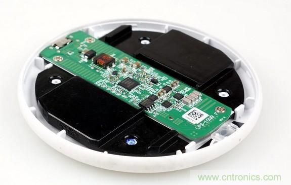 拆解對(duì)比：系出同門，小米、紫米無線充電器的差別有多大？