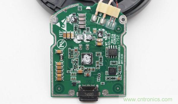 拆解華為保時捷設(shè)計快充無線充電器：憑啥能賣699？