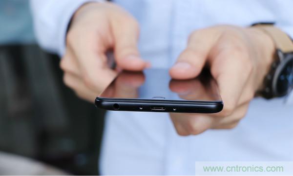 魅族M15拆解：做工精致，壓感Home鍵采用中國(guó)芯