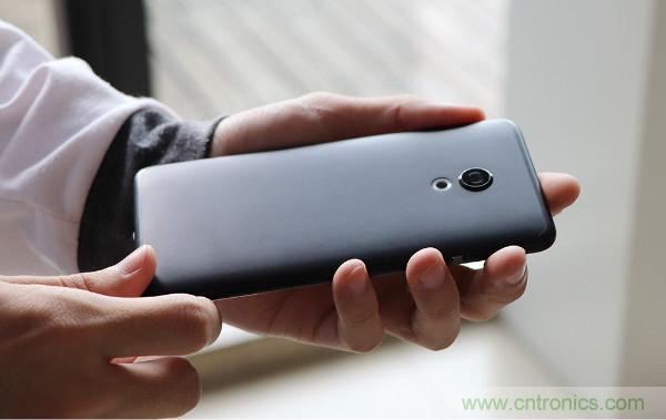 魅族M15拆解：做工精致，壓感Home鍵采用中國(guó)芯