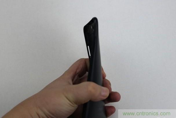 拆解魅藍(lán)6T：百元機(jī)的品質(zhì)就真的低？