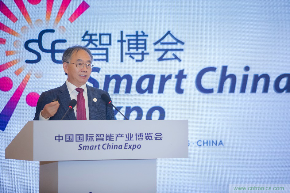 新思科技亮相中國國際智能產(chǎn)業(yè)博覽會(huì)，推動(dòng)中國汽車電子產(chǎn)業(yè)智能化的新生態(tài)體系建設(shè)