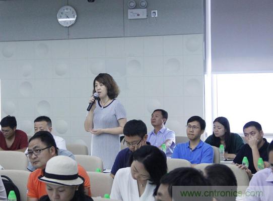 長江商學(xué)院教授李洋：企業(yè)應(yīng)該怎樣進(jìn)行品牌建設(shè)和精細(xì)化營銷？