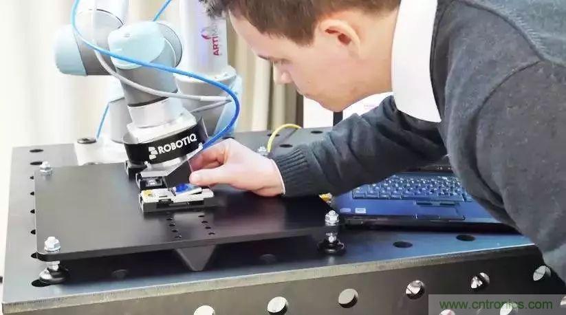 力傳感器在機(jī)器人哪些應(yīng)用中，可以完爆視覺系統(tǒng)？