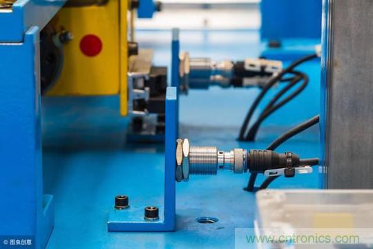 感應(yīng)電容超聲波，你都知道這些傳感器多大區(qū)別嗎？