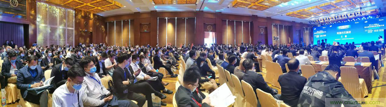 2020年松山湖功能區(qū)投資推介會(huì)成功舉辦，攬資350億發(fā)力新經(jīng)濟(jì)新產(chǎn)業(yè)