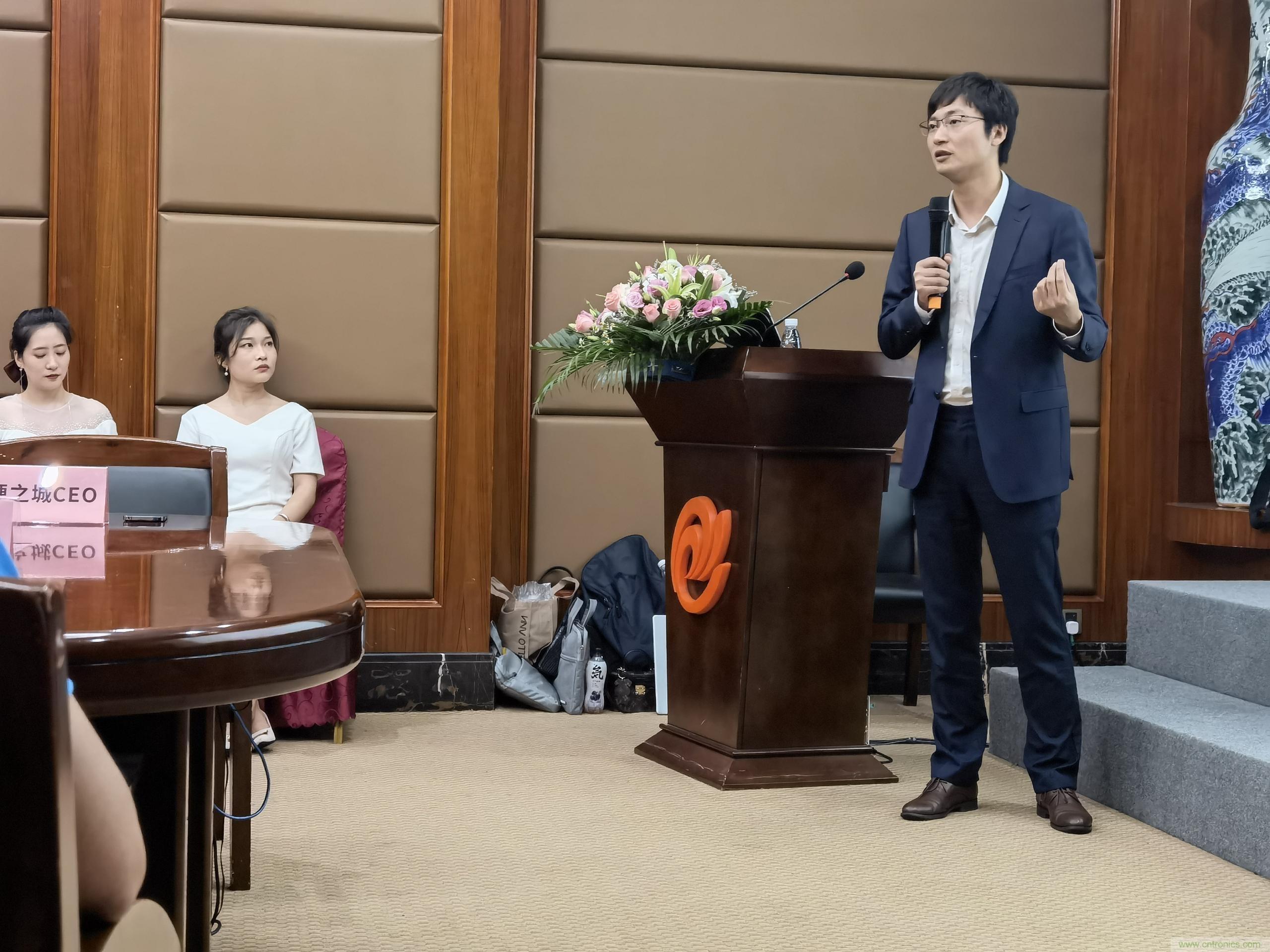 硬之城品牌·業(yè)務(wù)升級(jí)，聯(lián)合多家銀行助力產(chǎn)業(yè)發(fā)展