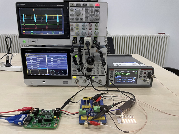 如何使用示波器、AFG和萬(wàn)用表測(cè)試LED 驅(qū)動(dòng)器的調(diào)光線性度？