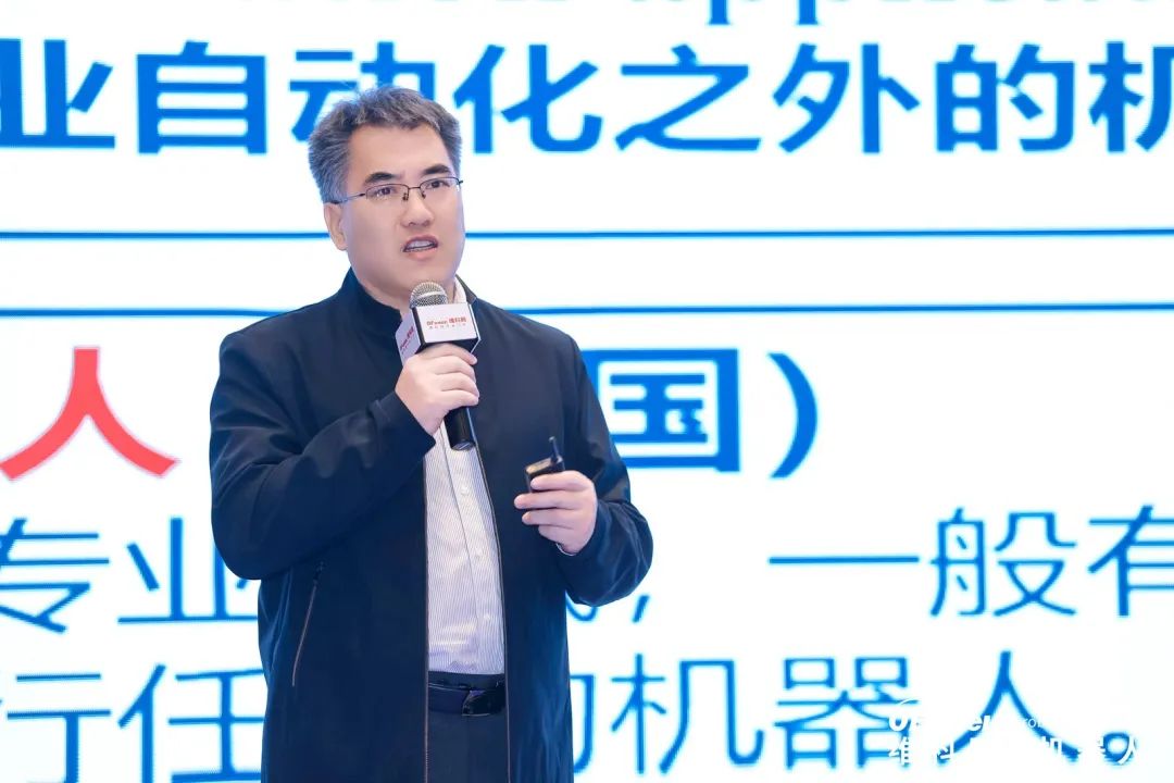 大咖齊聚，智啟新篇 | OFweek 2025（第十四屆）中國(guó)機(jī)器人產(chǎn)業(yè)大會(huì)圓滿收官！